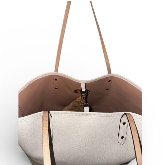 Coach City Tote with Souvenir Embroidered Butterfly and Stars & Dust bag (2017) - Picture 4 of 6